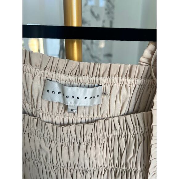 Endless Rose Smocked Puff Sleeve Peplum Crop Top - Picture 3 of 8